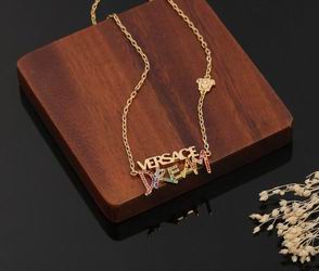 Versace necklace 03lyh04